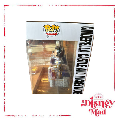 Disney World 50th Pop! Town – Cinderella Castle & Mickey Mouse Figure * slight box damadge